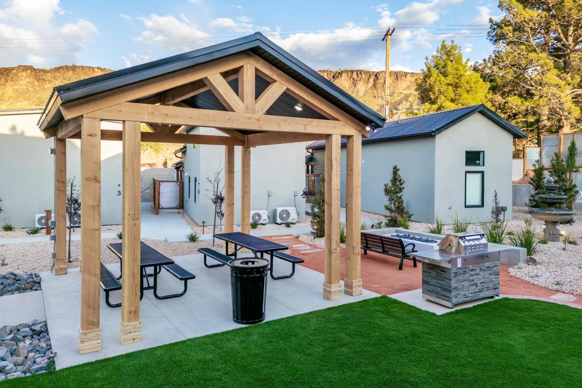 Zion Oasis Rentals Hurricane Exterior photo